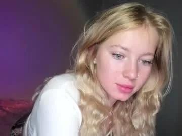 e__lisa from Chaturbate