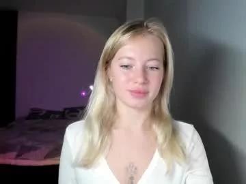 e__lisa from Chaturbate