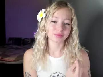 e__lisa from Chaturbate