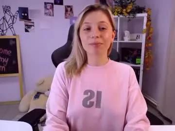ellyandjames from Chaturbate