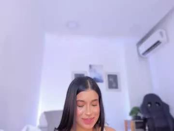 emelie_89 from Chaturbate