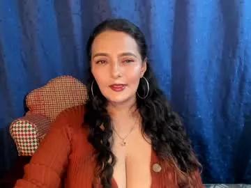 emma_luxy from Chaturbate