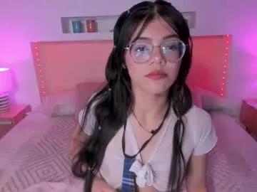 emmahale_ from Chaturbate