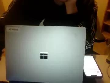 fem_alice_louis_dom on Chaturbate 