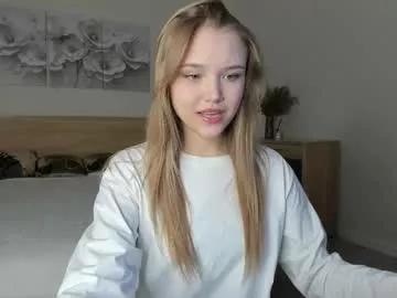 flooora_0 from Chaturbate