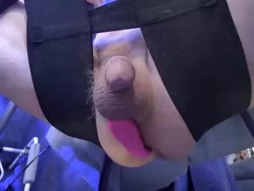 gregbball1 from Chaturbate