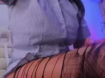 helenjoness_ from Chaturbate