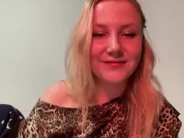 hellyriddle on Chaturbate 