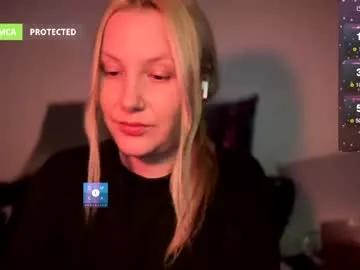 hellyriddle on Chaturbate 