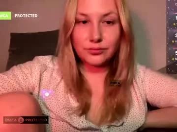 hellyriddle on Chaturbate 