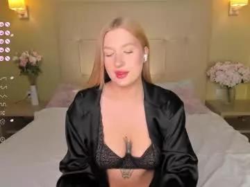 hollyylee from Chaturbate