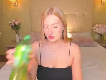 hollyylee from Chaturbate
