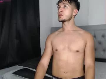 julian_taylor_ from Chaturbate is Freechat