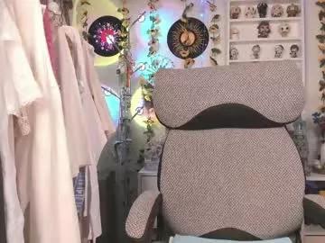 kellyasian from Chaturbate