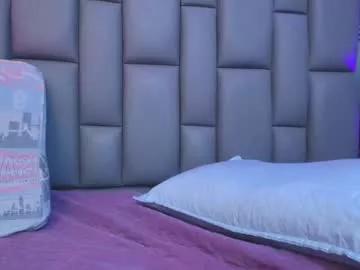 kissme_luna from Chaturbate is Freechat