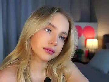 Photos of lipswithsmileonthem from Chaturbate is Freechat
