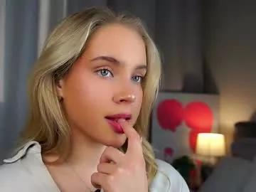 Photos of lipswithsmileonthem from Chaturbate is Private