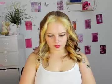 lizzypinky from Chaturbate