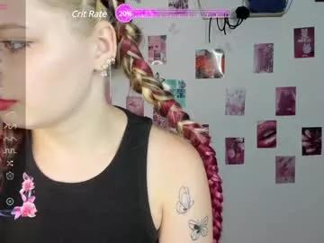 lizzypinky from Chaturbate