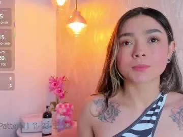 Maca_bloom webcams show profile image 