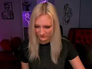 madam_ulis from Chaturbate