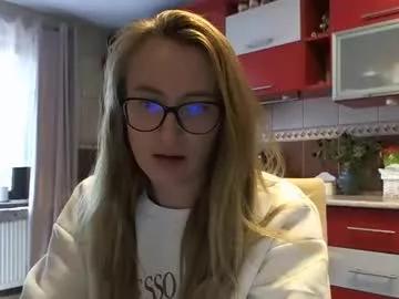 melly_rosey from Chaturbate