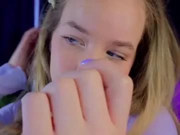 milly_shy from Chaturbate