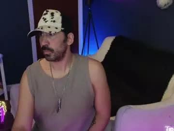 mistermikey24 from Chaturbate is Freechat
