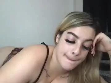 mnmoji4717 from Chaturbate
