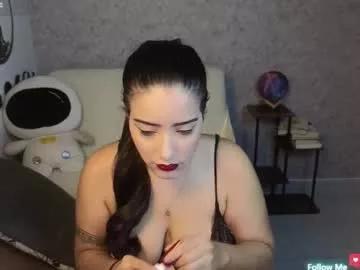 moonwoman_ from Chaturbate