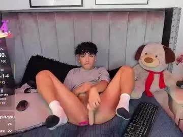 niick_twink from Chaturbate is Freechat