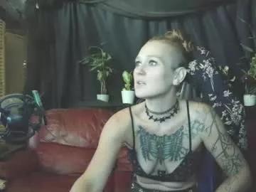 queenfrostbitten from Chaturbate is Freechat