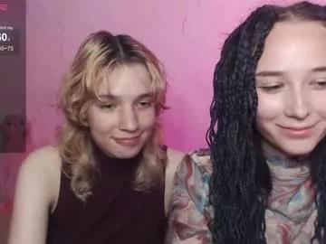 robin_yours from Chaturbate is Freechat