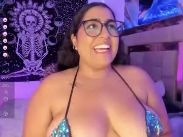 sheeylaroee from Chaturbate