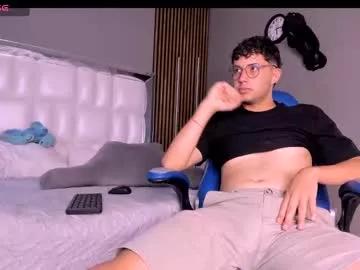 siimon_grey from Chaturbate is Freechat