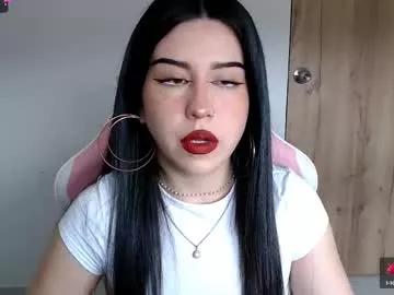 sunnyhottt from Chaturbate