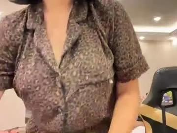 therealcamilabaddie from Chaturbate is Freechat