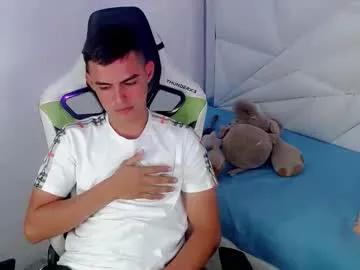 Photos of tommy_floww from Chaturbate is Freechat