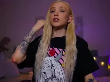 twiinkie_pie from Chaturbate