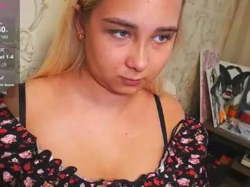 vikiwaitingforyou from Chaturbate