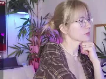 Kooky beauty: discover our turned on strippers as they undress to their adored melodies and slowly orgasm for pleasure to appease your kookiest wishes.