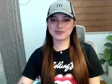 xxjulielovesyouxx from Chaturbate