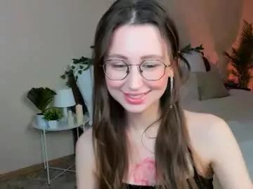 yourlovelystoryy from Chaturbate is Freechat