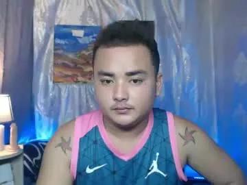 yummy_chubby2x from Chaturbate
