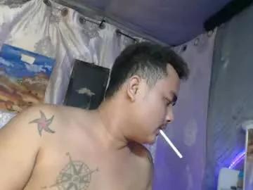 yummy_chubby2x from Chaturbate