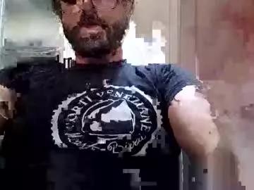 zaccoroccia from Chaturbate