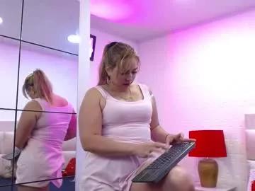 zaharabennet from Chaturbate