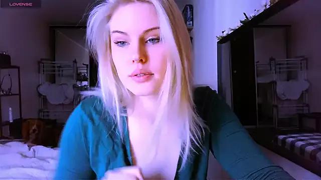 -02- from StripChat