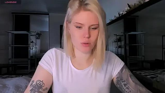 -02- from StripChat