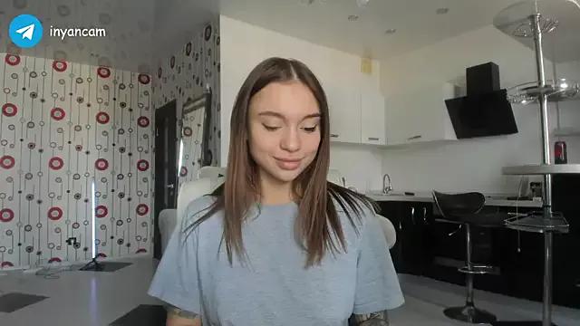 _in_yan from StripChat
